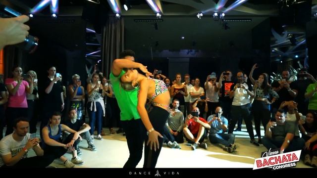 Luis and Andrea Bachata Sensual Workshop | Vienna Bachata Congress | by Dance Vida смотреть онлайн
