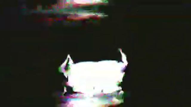 Форточки Форточки Хоп Полетели Дружно Сели На Корточки Нам Светить Не Нужно Нашими Лицами Их Давно смотреть онлайн