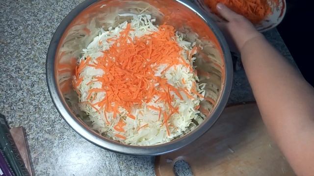 Приготовление квашеной капусты в банке ЗА 10 МИНУТ. Быстрый и простой рецепт смотреть онлайн