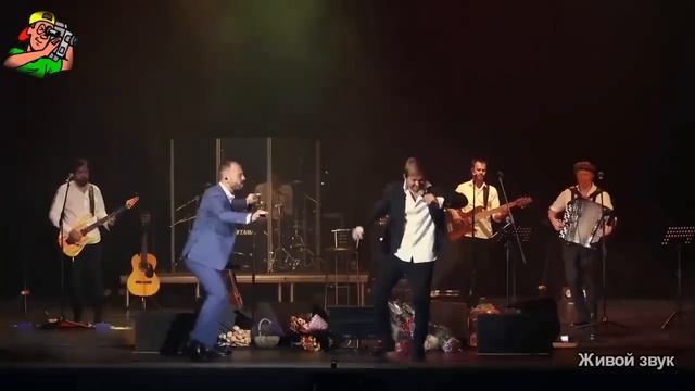 Я.  Сумишевский   А.  Петрухин    