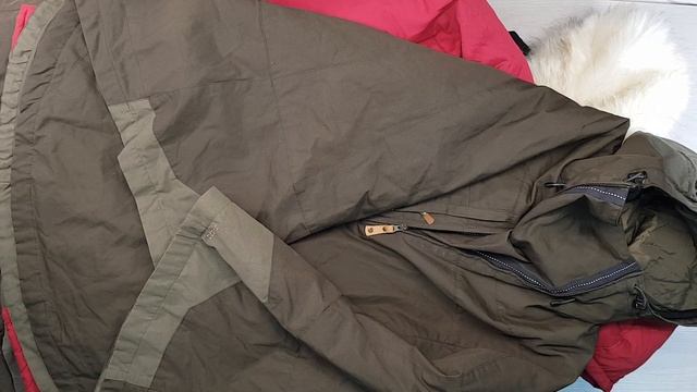 03749 Anoraks Cream ( Куртки Крем м/ж) №6 15,15 кг. 12,55€ за кг. 19 шт. смотреть онлайн