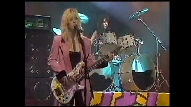 Vixen How Much Love on Countdown, Hilversum, North Holland, Netherlands September 1990 смотреть онлайн