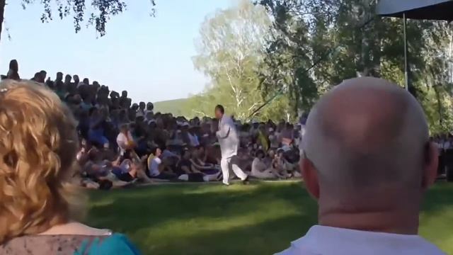 'Хорошее настроение', Максим Аверин. Рождественский фестиваль 2017 смотреть онлайн