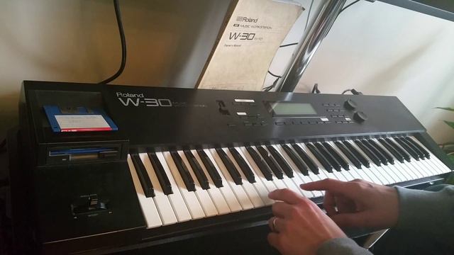 The Prodigy - Liam Howlett's Roland W30 Keyboard And Samples смотреть онлайн