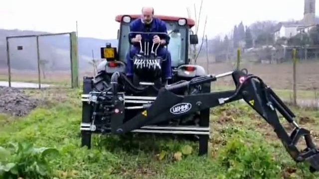 Retroescavatore Agricolo U.EMME modello E28 смотреть онлайн