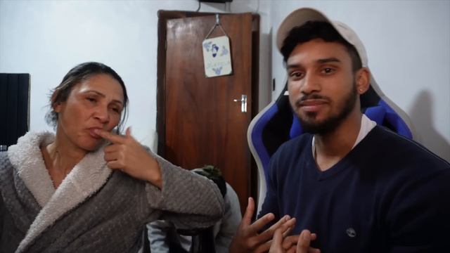 My Mom Goes To “SPACE”?(her first time) смотреть онлайн