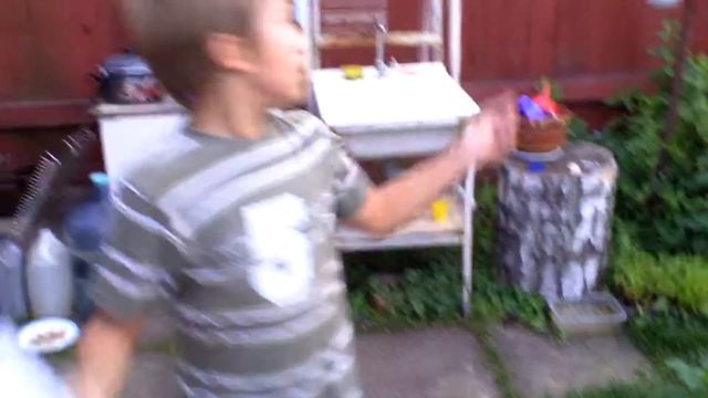 июль, 2013 - родительская дача (дети Миша и Ева) 2 смотреть онлайн