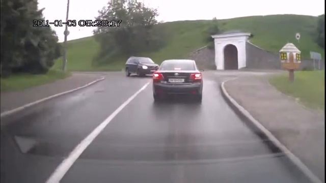 ПОЦЕЛУЙ ЛОБ В ЛОБ смотреть онлайн