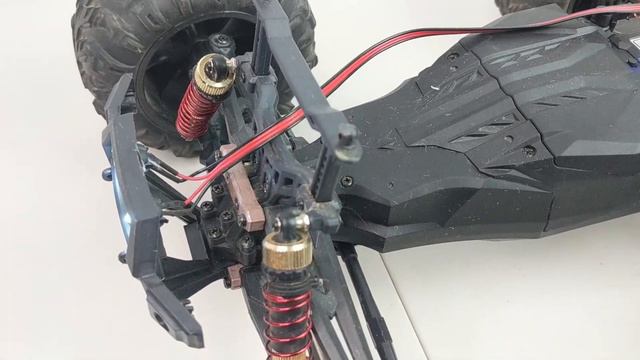 LEGEND RC TRUCK REVIEW 1:10 SCALE 4X4 30+MPH SPEED смотреть онлайн