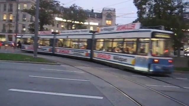 Strassenbahn München- R 2 am Karlsplatz смотреть онлайн