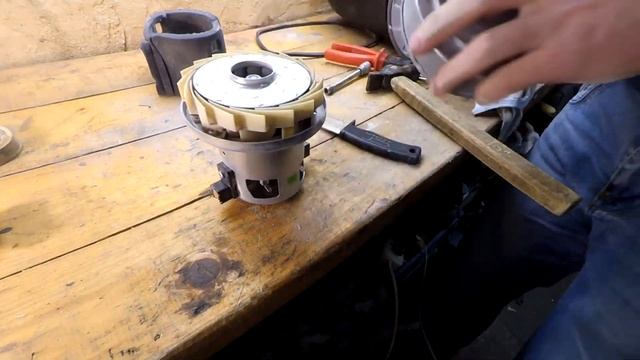 Пылесос шумит. Чистим. смотреть онлайн