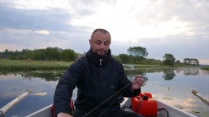 Сравнение блесен. Rapala Weedless Shad против Rapala Spoon Minnow. Ловля Щуки незацепляйками.