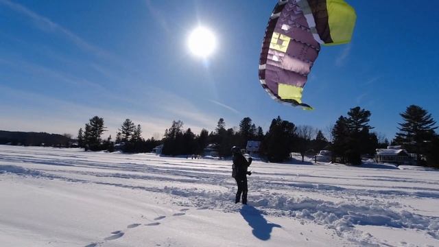 Playing with new Run 'n Fly 2 :) смотреть онлайн