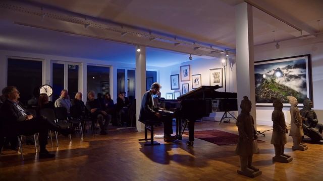 Purple Rain (Prince) played by David Helbock смотреть онлайн