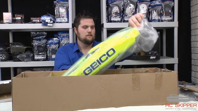 Proboat Miss Geico 29 BL Catamaran RC Boat Unboxing
