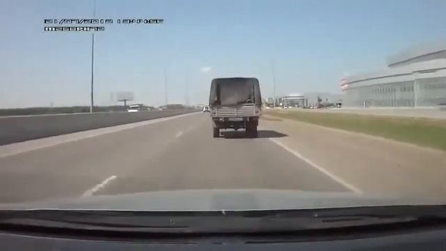 NEW scary car and truck accident in Russia!Mazda CX 5 crash!!1 смотреть онлайн