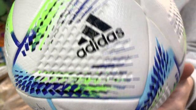 Футбольный мяч финала Суперкубка Европы 2022. Обзор футбольного мяча. смотреть онлайн