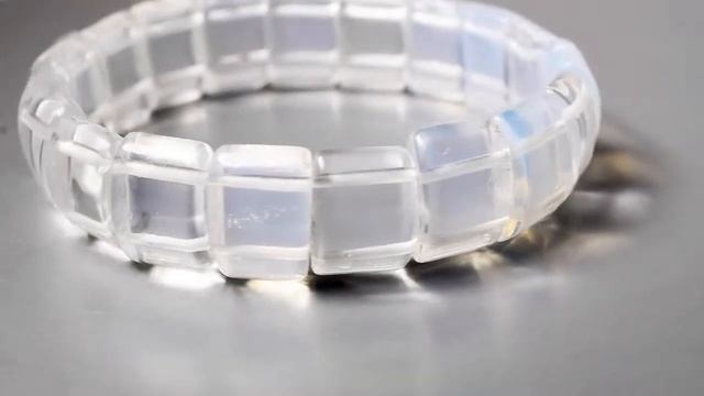 Лунный камень, 15*10 мм., браслет, 205БЛ смотреть онлайн