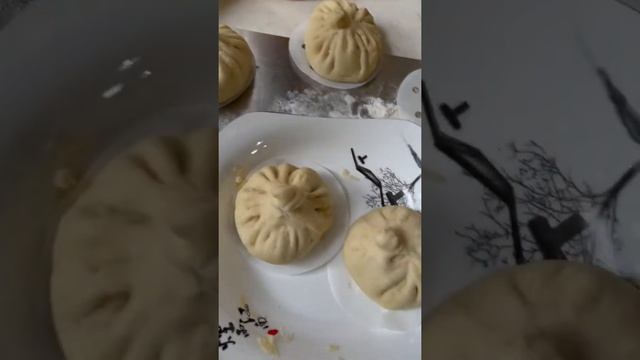 Как приготовить баоцзы. Способ приготовления китайских пирожков на пару. смотреть онлайн