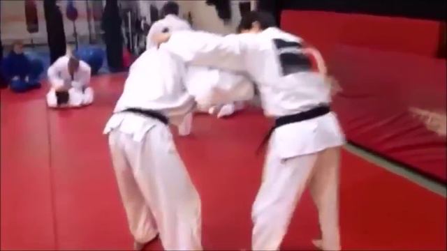 KANI BASAMI CRAB SCISSORS THROW A Total Package смотреть онлайн
