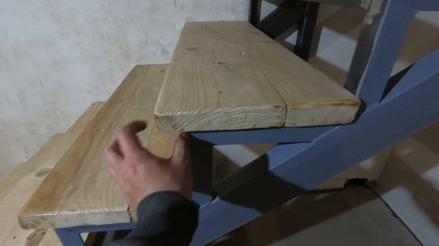 лестница на металлокаркасе с забежными ступенями своими руками смотреть онлайн