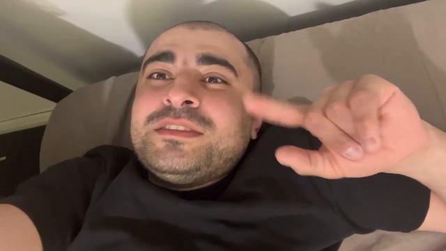 Май - Снег / Полтора дня работы / Бугалтер = Налоги смотреть онлайн