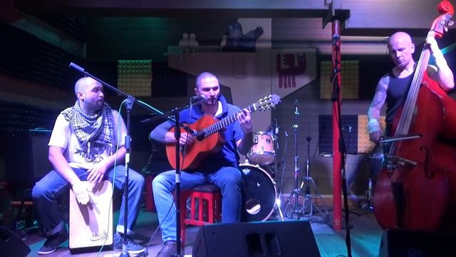 Трио Пупсики Far from home (acoustic cover) смотреть онлайн