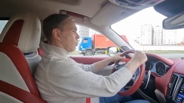 Maserati Levante S Q 430 HP 2016 смотреть онлайн