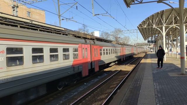 [Ultra HD] Электропоезд ЭД4М-0437 смотреть онлайн