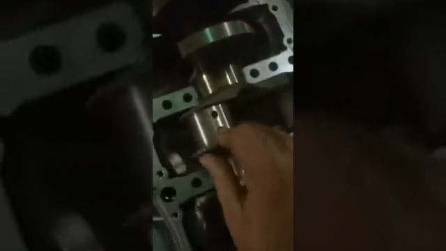 Коленвал V10 от бмв M6! Заводское облегчение коленвала! смотреть онлайн