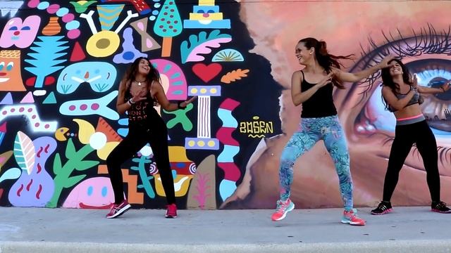 ZUMBA фитнес-кардио тренировка полное видео смотреть онлайн