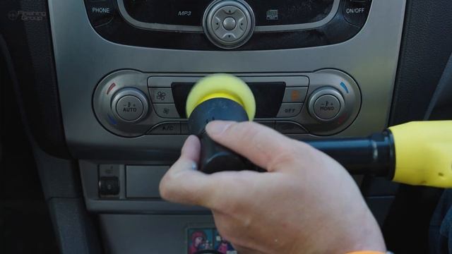 Полировка монитора. Удаляем царапины на магнитоле. смотреть онлайн