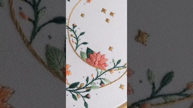 Super cute floral moon modern embroidery смотреть онлайн