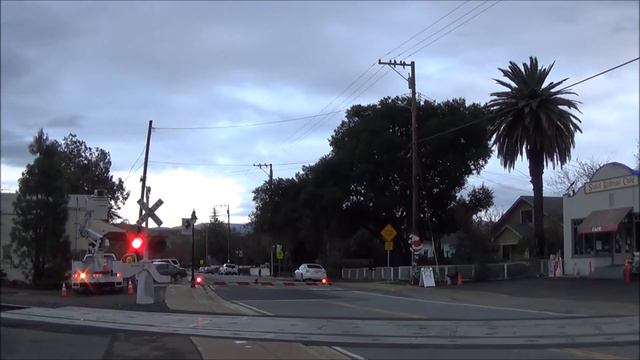 [HD] Wayside Horn Demonstration on the UP Oakland Sub at Sunol featuring ACE 04 (12/15/14) смотреть онлайн