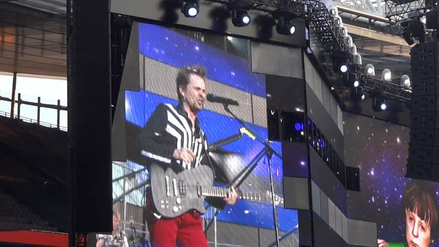 Panic Station - Muse Live At Emirates Stadium London, 26 May 2013 смотреть онлайн