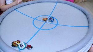 ДЕТИ ПРОТИВ РОДИТЕЛЕЙ  БейБлэйд Челлендж На Большой Арене Семейный Чемпионат BeyBlade Burst