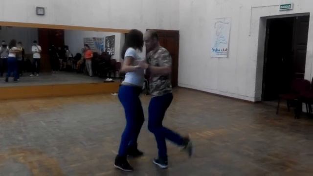 Семба под музыку - Анастасия Синёва на "Кизомба Фестивале" 15.03.2015 в СимферополеKIZOMBA смотреть онлайн