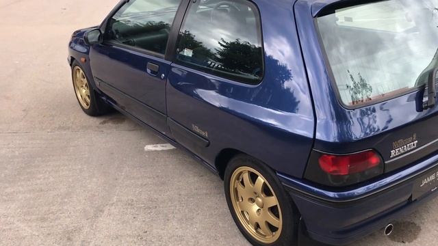 1995 Renault Clio Williams смотреть онлайн