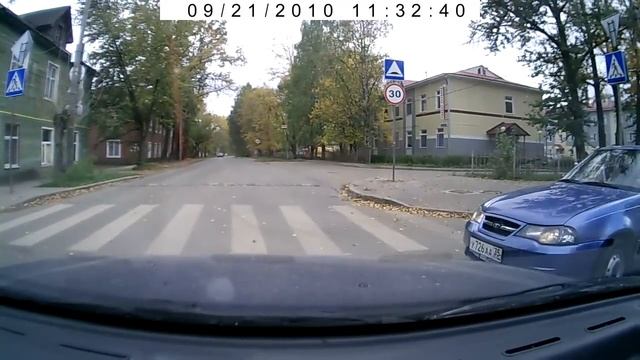 Дедушка на голубой нексии смотреть онлайн
