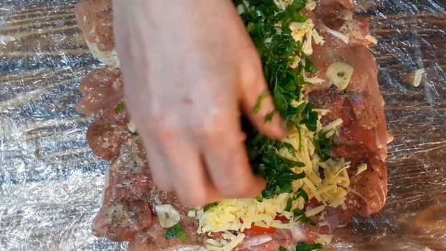 Рулет из окорочков на праздничный стол смотреть онлайн