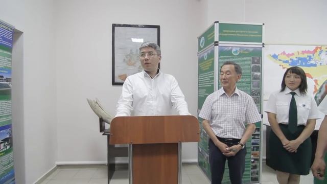 Глава Бурятии открыл музей Тункинского нацпарка смотреть онлайн