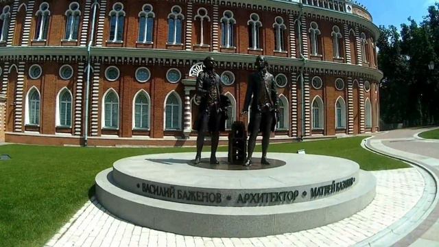 Прогулка по Музею-заповеднику "Царицыно" смотреть онлайн
