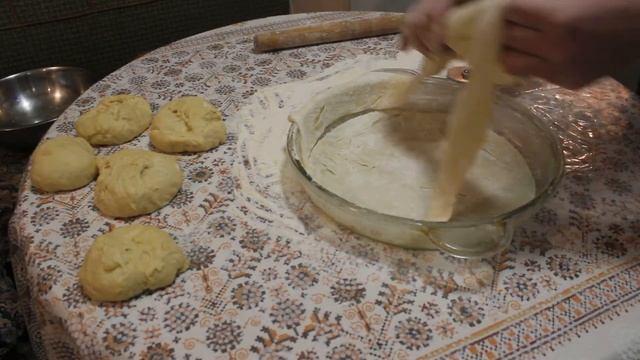 БАКИНСКАЯ ПАХЛАВА С ОРЕХАМИ смотреть онлайн