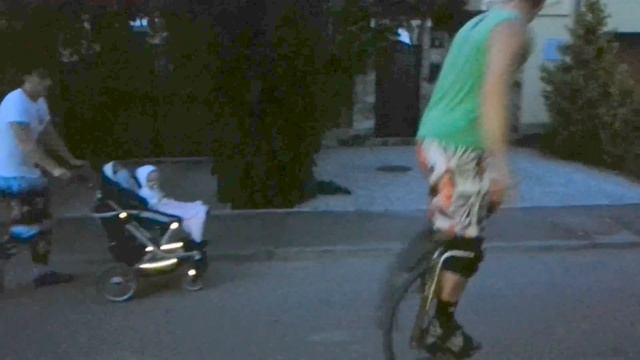 бег на джамперах (мой рекорд 26км/ч) (Poweriser)