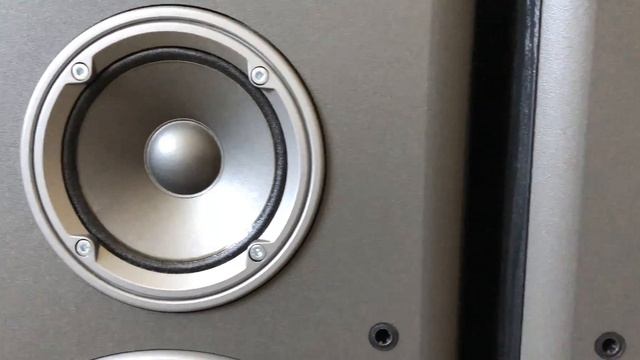 JBL E90 Northridge E Series 3 Way Tower Home Floor Standing Speakers смотреть онлайн