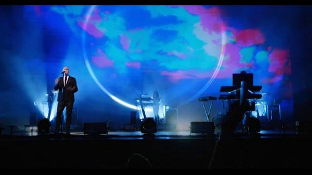 Pet Shop Boys - Love is a Bourgeois Construct (Live at The Royal Opera House) смотреть онлайн