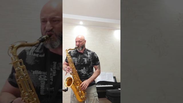 saxophone tenor Roy Benson ts-302 смотреть онлайн