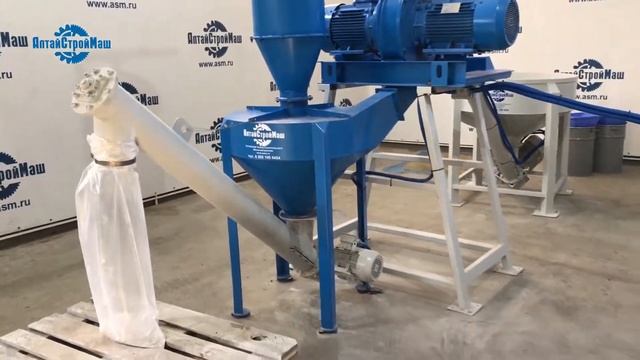 Помол овса кормового на помолочном комплексе "Ударник" смотреть онлайн