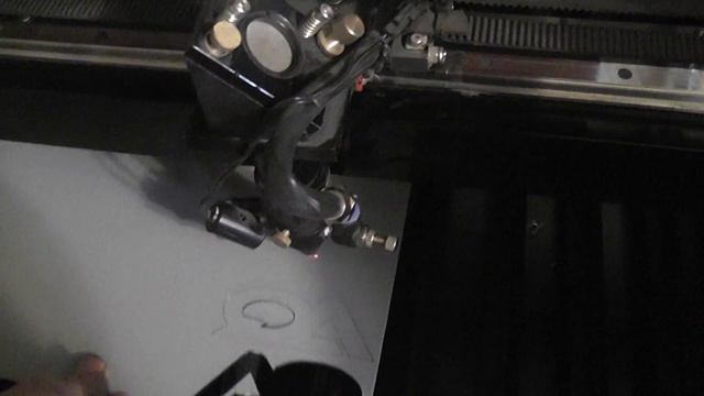 laser cutting small AQ logo out of acrylic смотреть онлайн