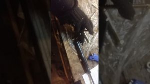 Ролик №02. Установка газлифтов в напольный люк в погреб своими руками, при помощи комплекта №5-50.